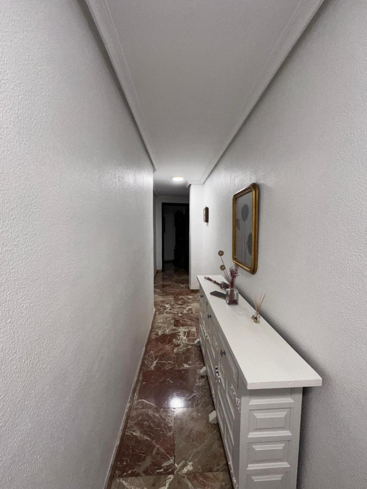 Amplio Apartamento Plaza Nueva Севілья Екстер'єр фото