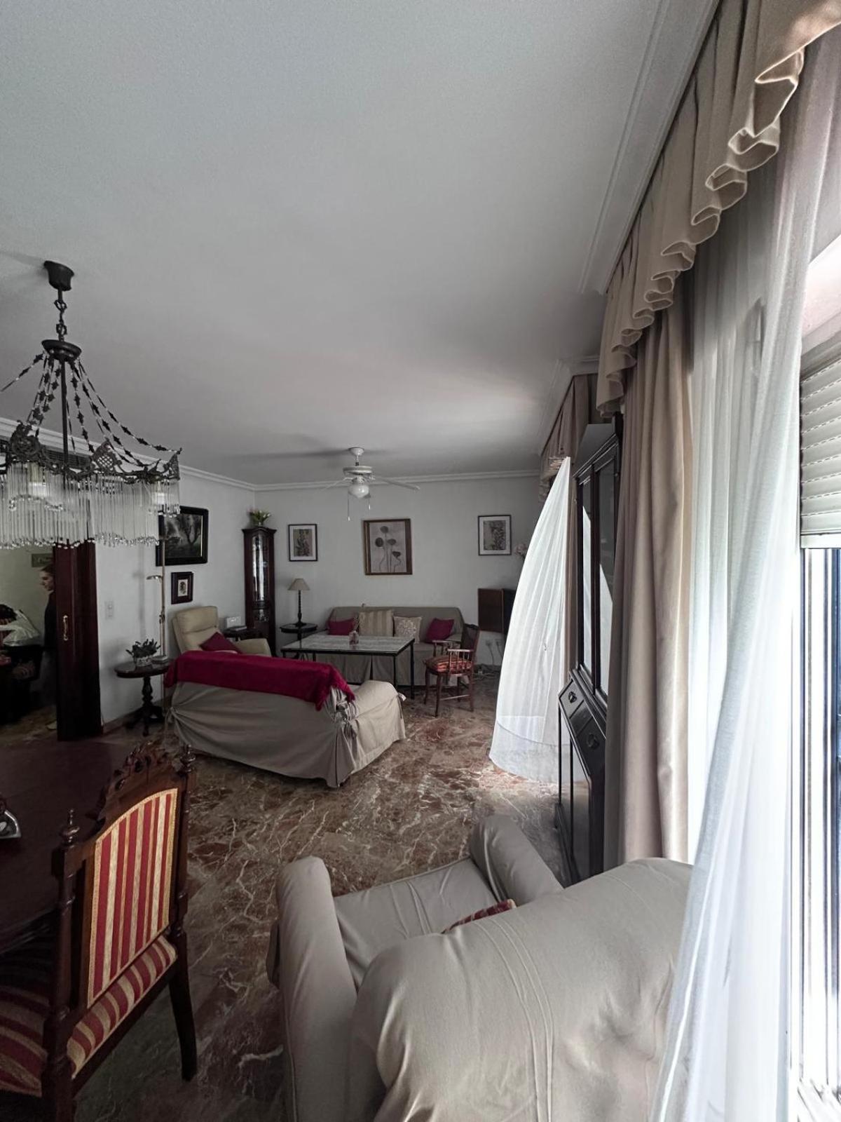 Amplio Apartamento Plaza Nueva Севілья Екстер'єр фото