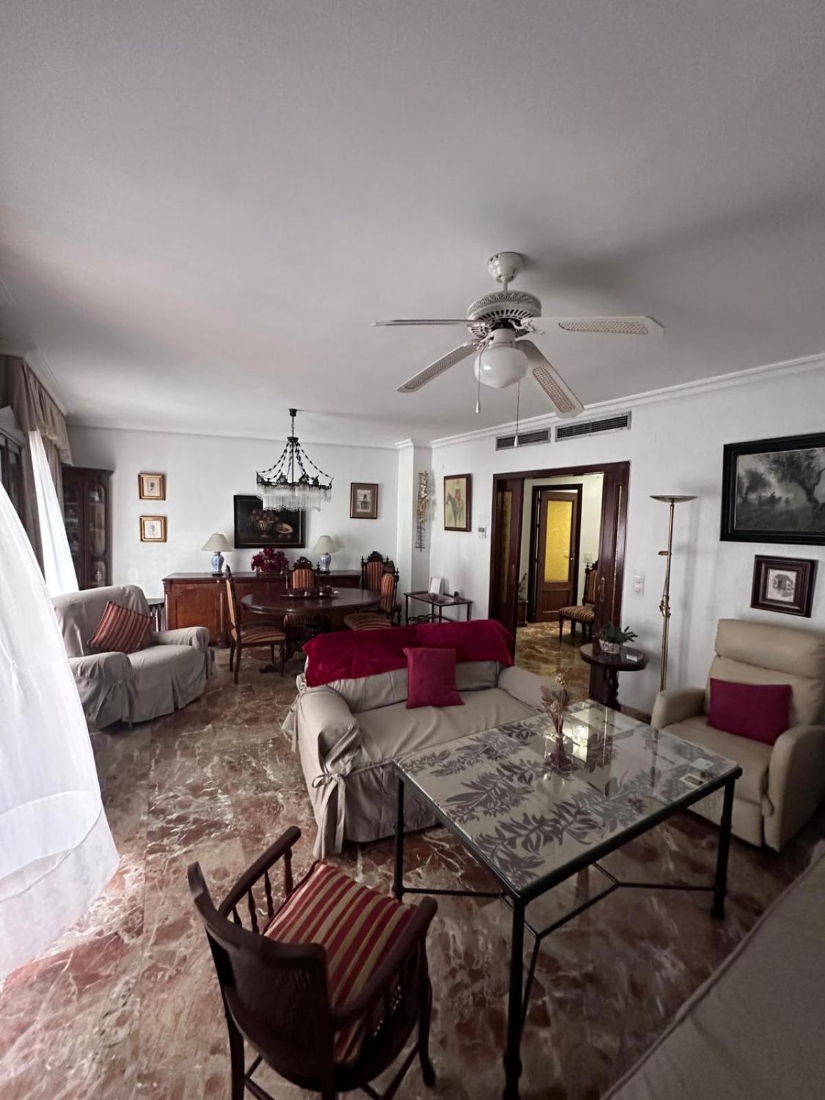 Amplio Apartamento Plaza Nueva Севілья Екстер'єр фото