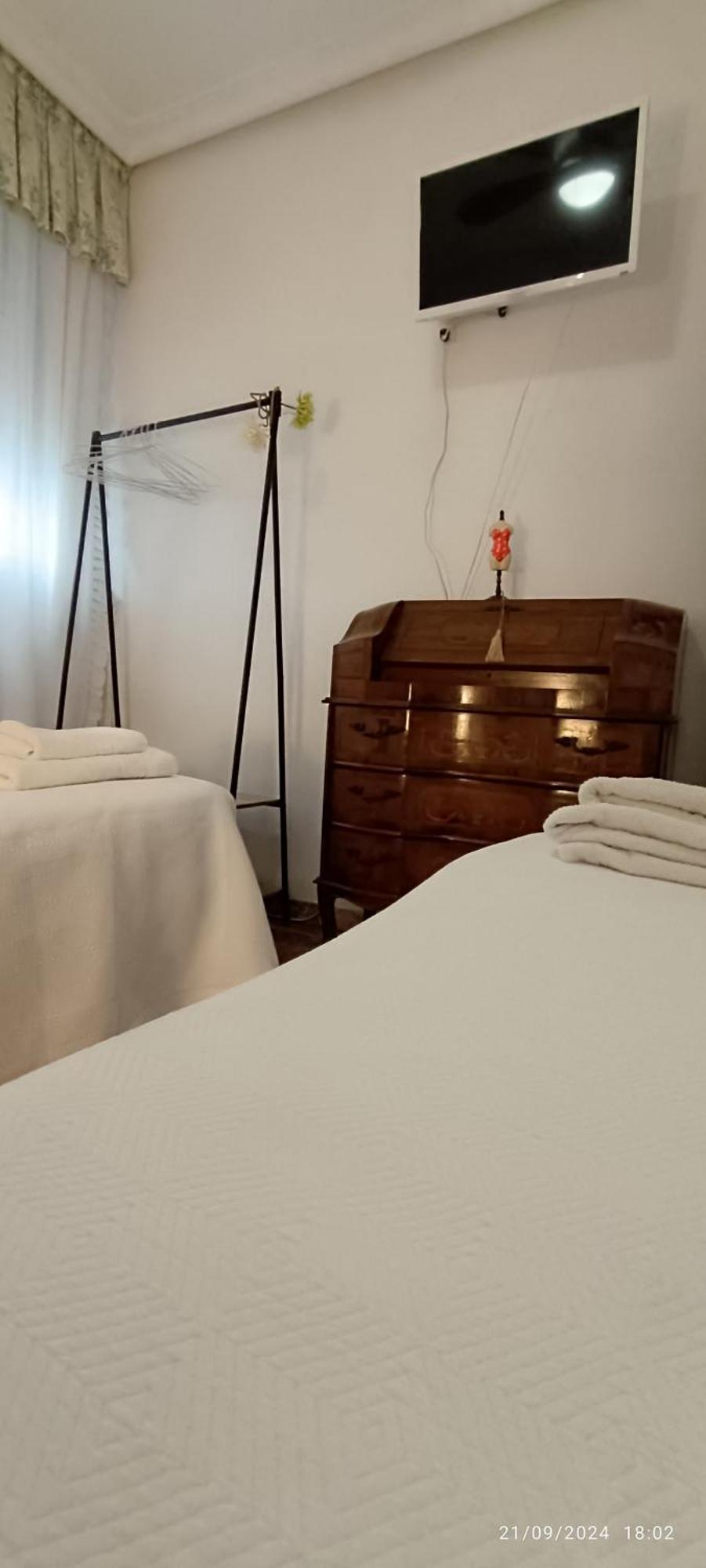 Amplio Apartamento Plaza Nueva Севілья Екстер'єр фото