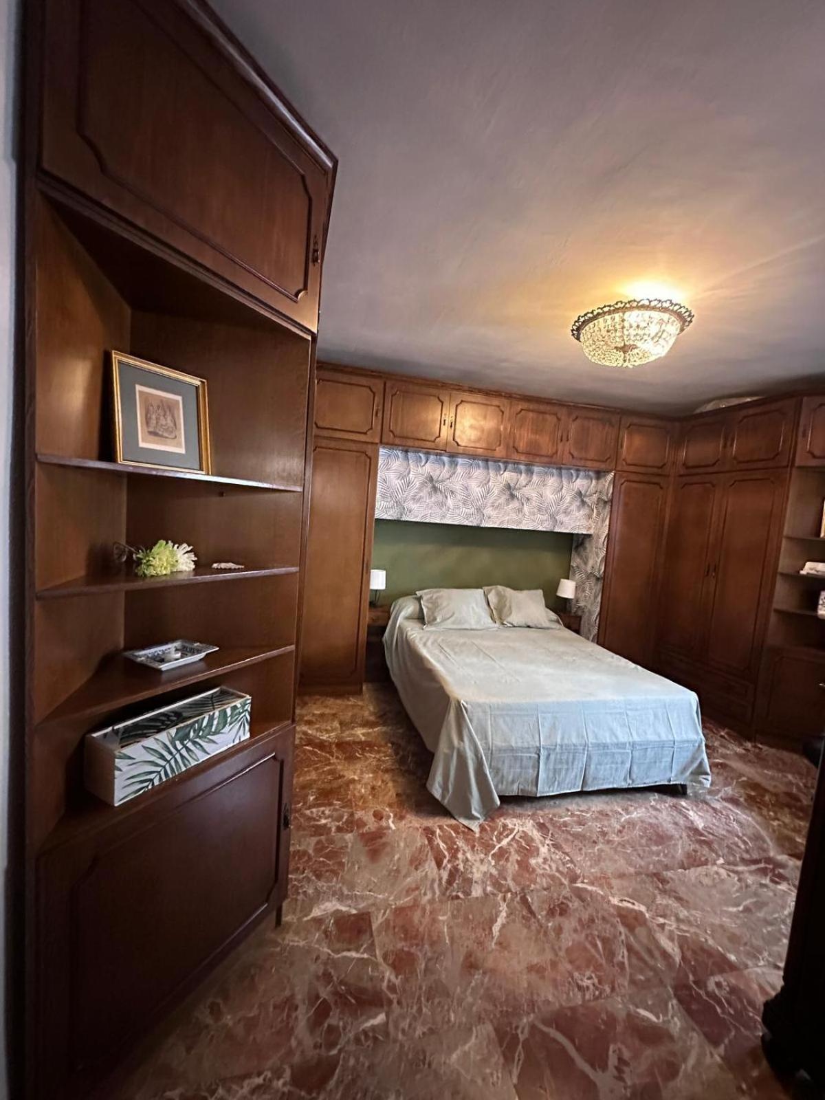 Amplio Apartamento Plaza Nueva Севілья Екстер'єр фото