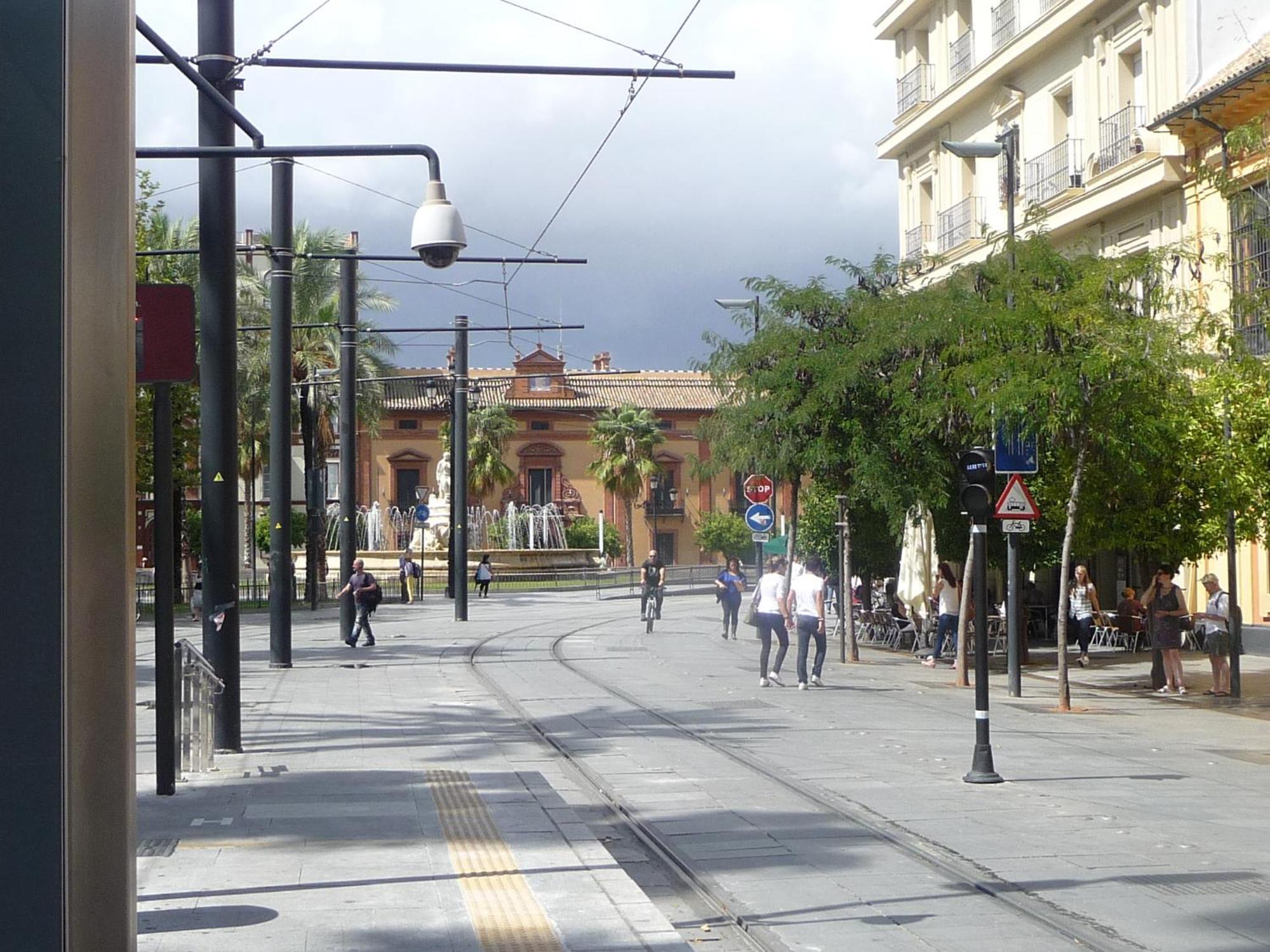 Amplio Apartamento Plaza Nueva Севілья Екстер'єр фото